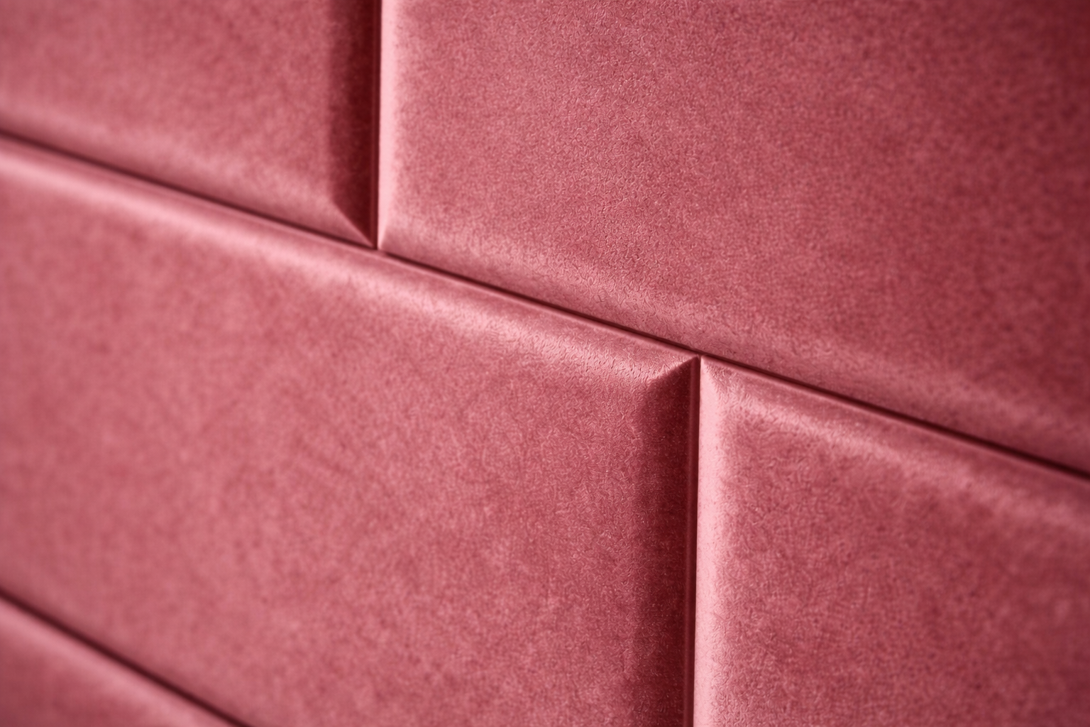 კედლის თვითწებვადი ბარხატის ფილა 106-45, (23სმx49სმ)